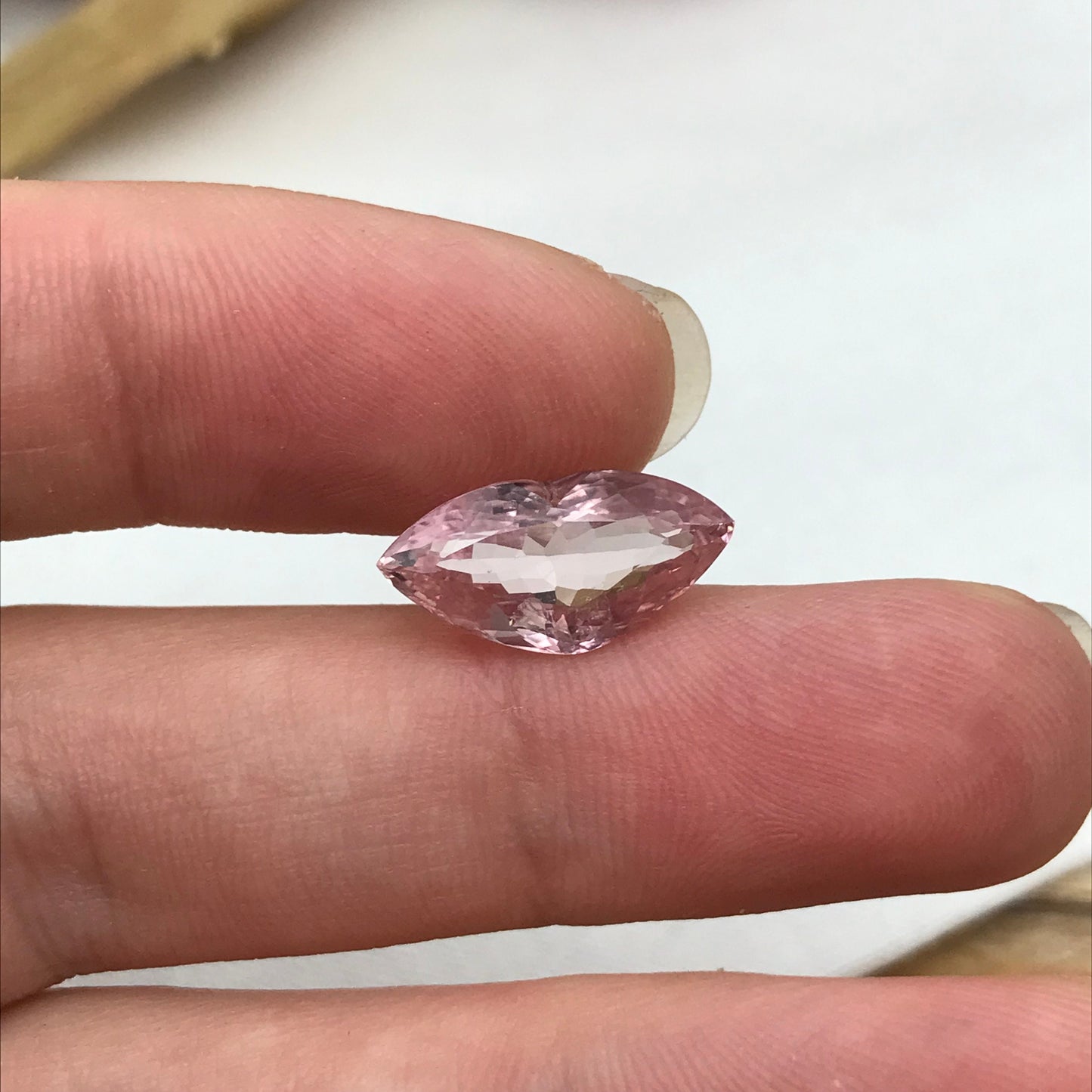 4.42 Carat Pink Tourmaline 15.68x7.93mm Lips Shaped Cut, Unmounted Faceted Loose Gemstone for Jewelry Setting