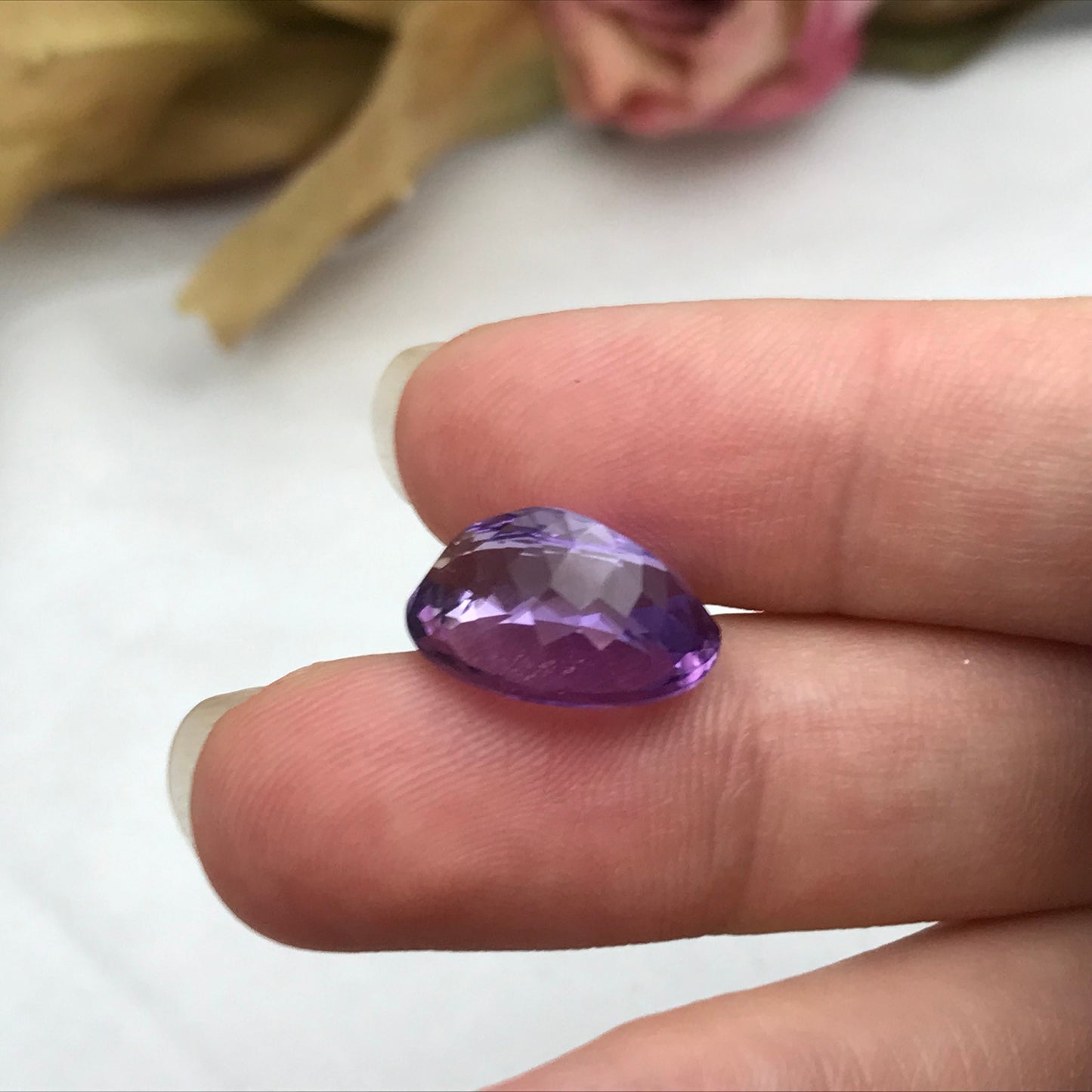 8.37 Carat Amethyst 15.6x11.55mm Oval Cut, Faceted Loose Purple Quartz