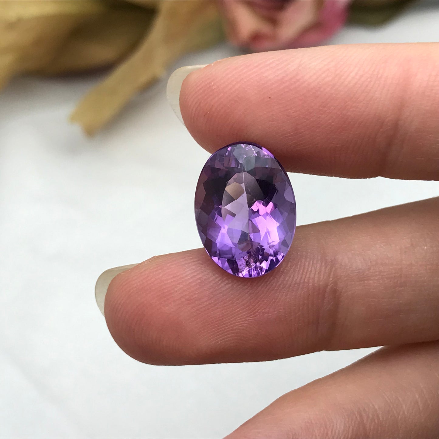 8.37 Carat Amethyst 15.6x11.55mm Oval Cut, Faceted Loose Purple Quartz