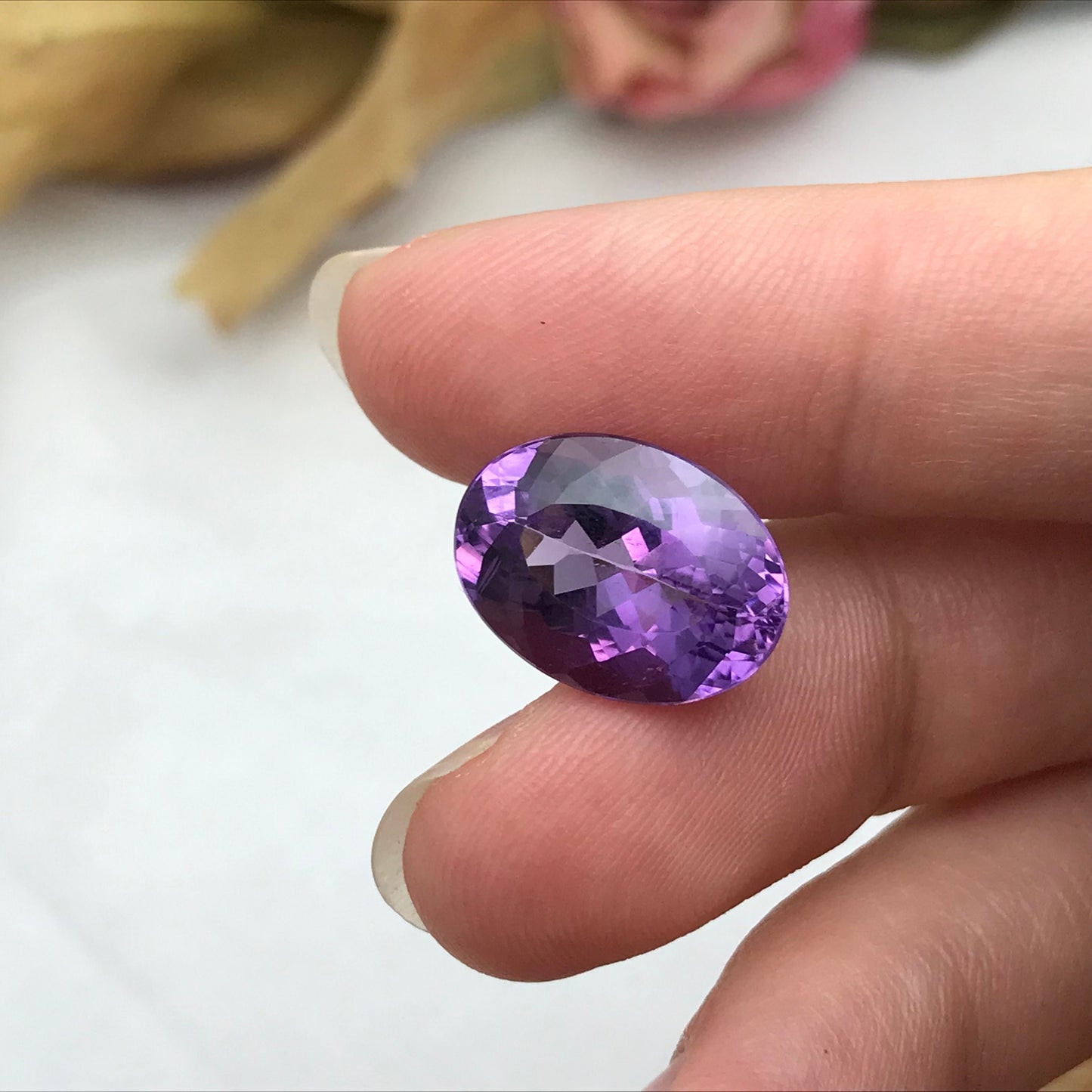 8.37 Carat Amethyst 15.6x11.55mm Oval Cut, Faceted Loose Purple Quartz