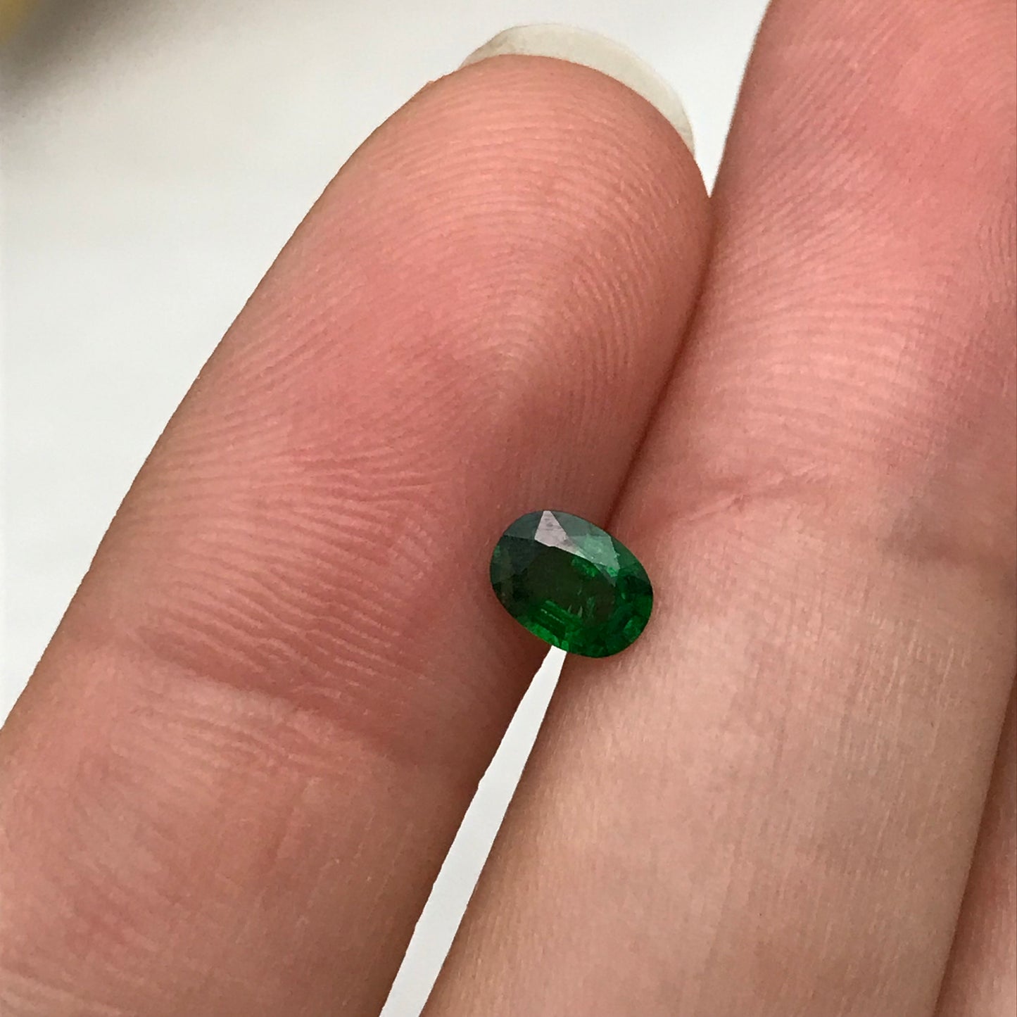 0.48 carat Natural Green Tsavorite Garnet 5.6x4.18mm Oval Cut, Faceted Loose Gemstone