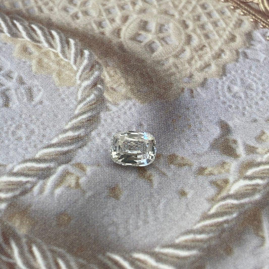 Natural Sapphire 0.75 carat 5.5x4.2 mm Cushion Cut, Faceted Loose Gemstone Very Light Yellow Almost Clear, White Sapphire 5.5x4mm