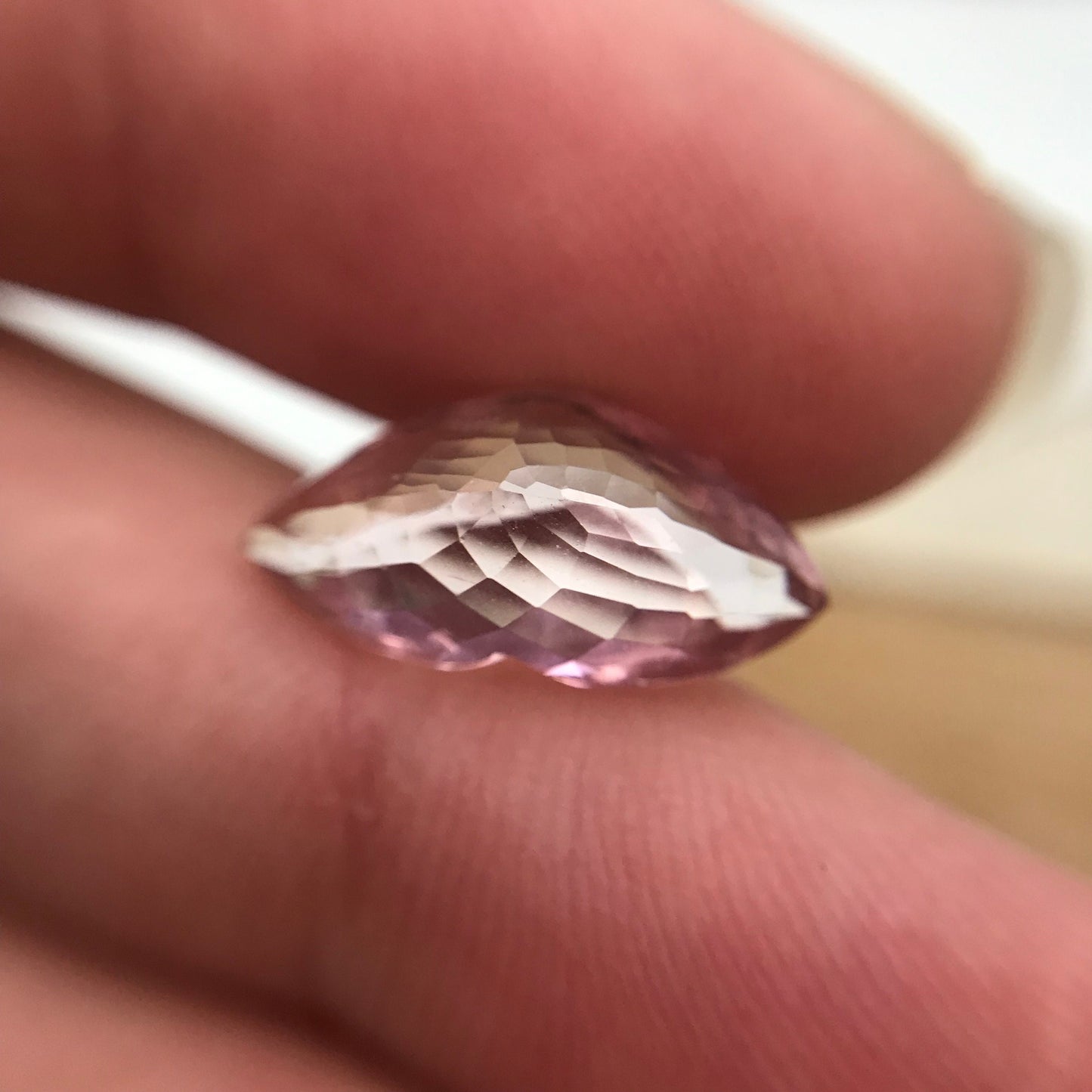 4.42 Carat Pink Tourmaline 15.68x7.93mm Lips Shaped Cut, Unmounted Faceted Loose Gemstone for Jewelry Setting