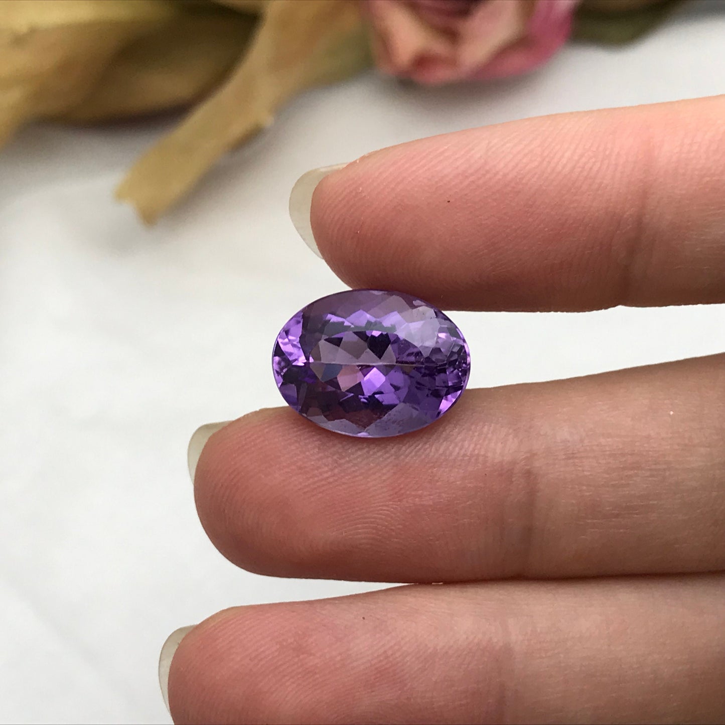 8.37 Carat Amethyst 15.6x11.55mm Oval Cut, Faceted Loose Purple Quartz