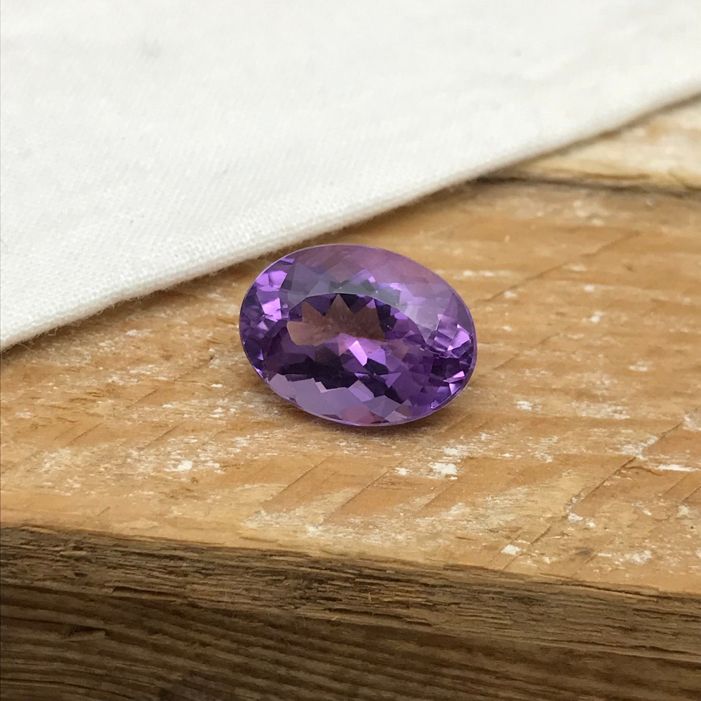 8.37 Carat Amethyst 15.6x11.55mm Oval Cut, Faceted Loose Purple Quartz