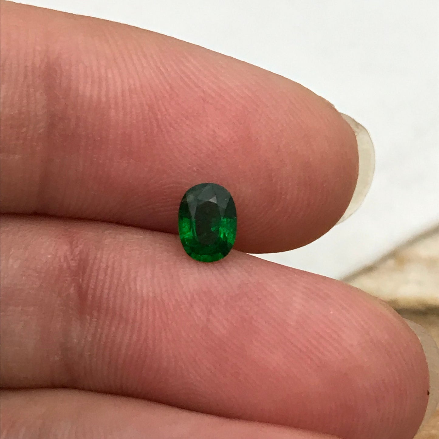 0.48 carat Natural Green Tsavorite Garnet 5.6x4.18mm Oval Cut, Faceted Loose Gemstone