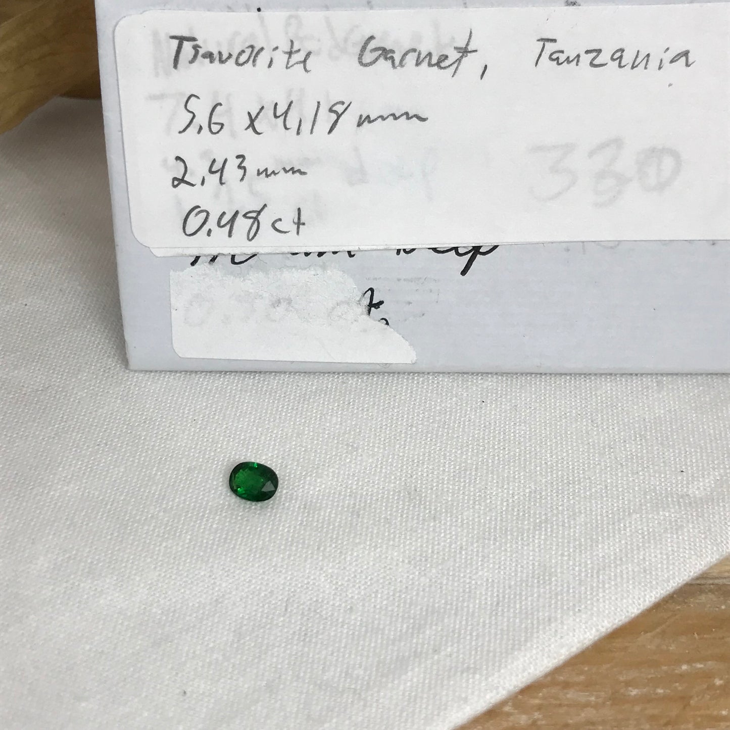 0.48 carat Natural Green Tsavorite Garnet 5.6x4.18mm Oval Cut, Faceted Loose Gemstone