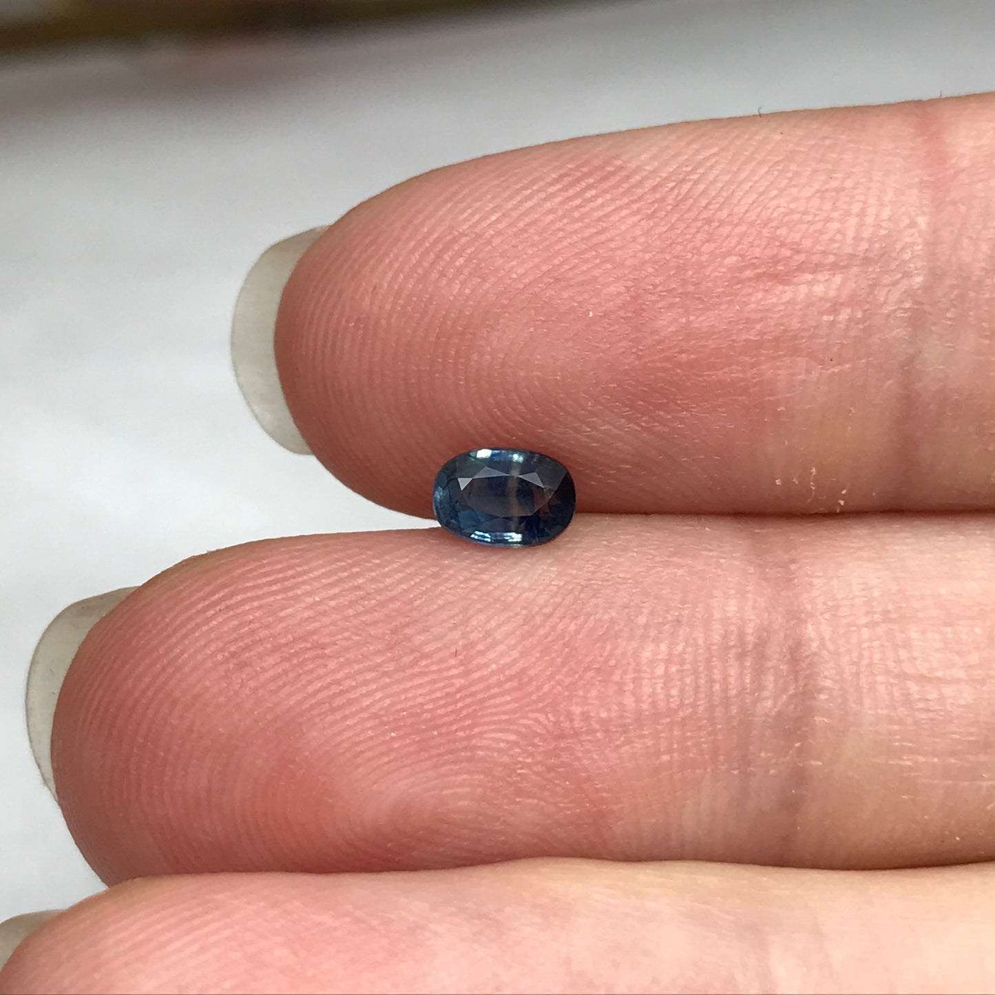 0.50 carat Blue Sapphire 5.3x3.7mm Oval Cut, Faceted Loose Natural Parti Sapphire