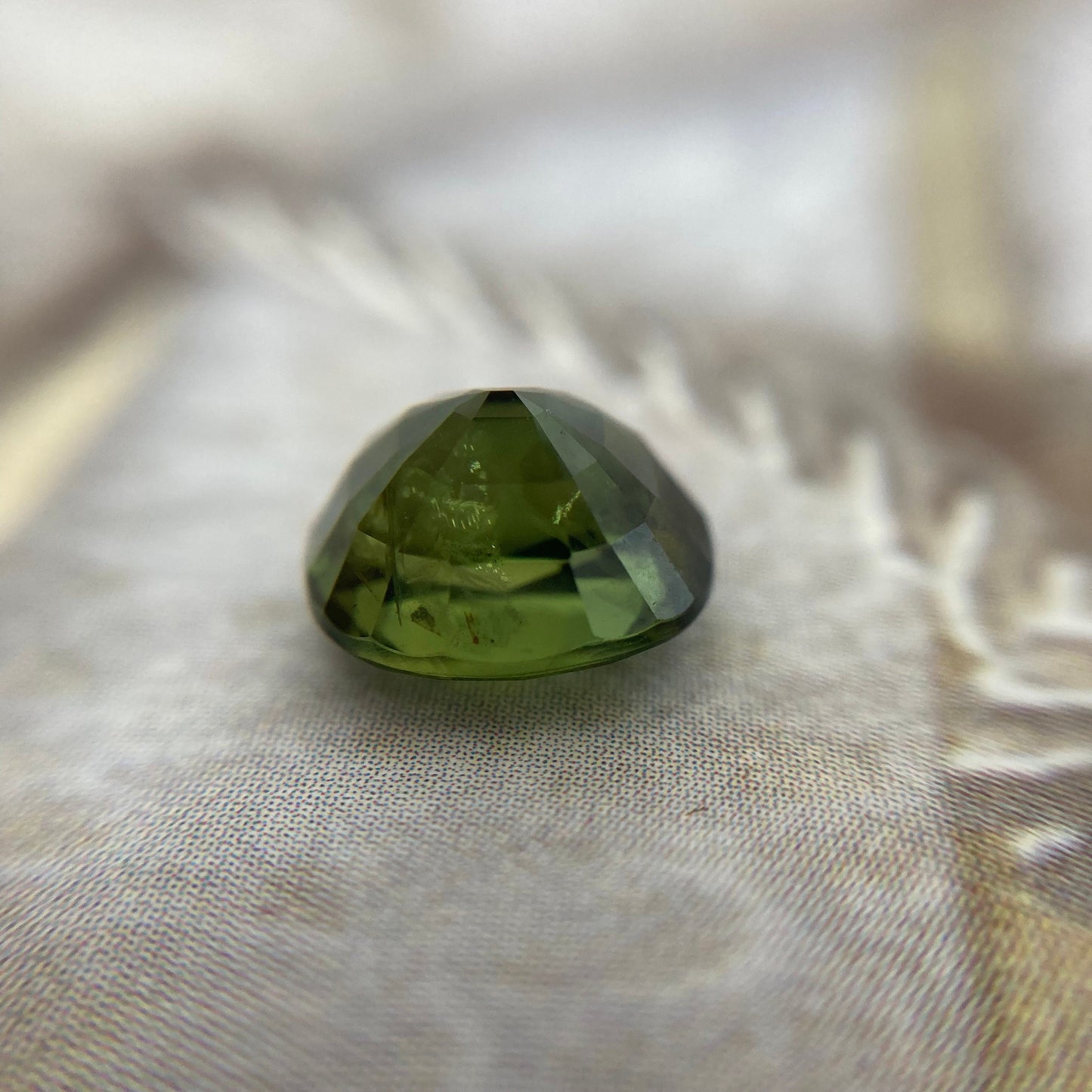 3.74 Carat BE Treated Natural Green Sapphire 9x7.7mm Oval/Cushion Corundum, BERYLLIUM TREATED, Faceted Loose, Gemstone Earth Mined Gem