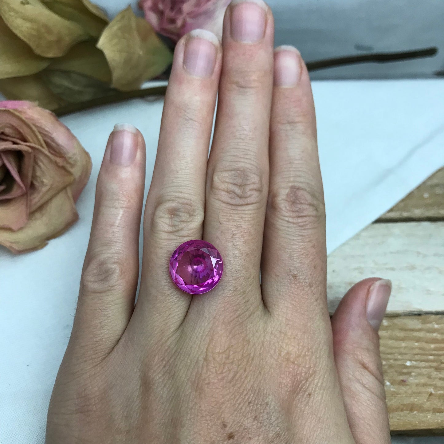 11 Carat Pink Lab Created Sapphire 13.7mm Round Cut, Loose Faceted Gemstone