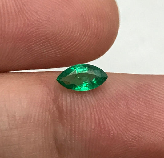 0.41 carat Natural Green Emerald 7x3.7mm Marquise Cut Loose Gem, Faceted Gemstone, Flowing Gems