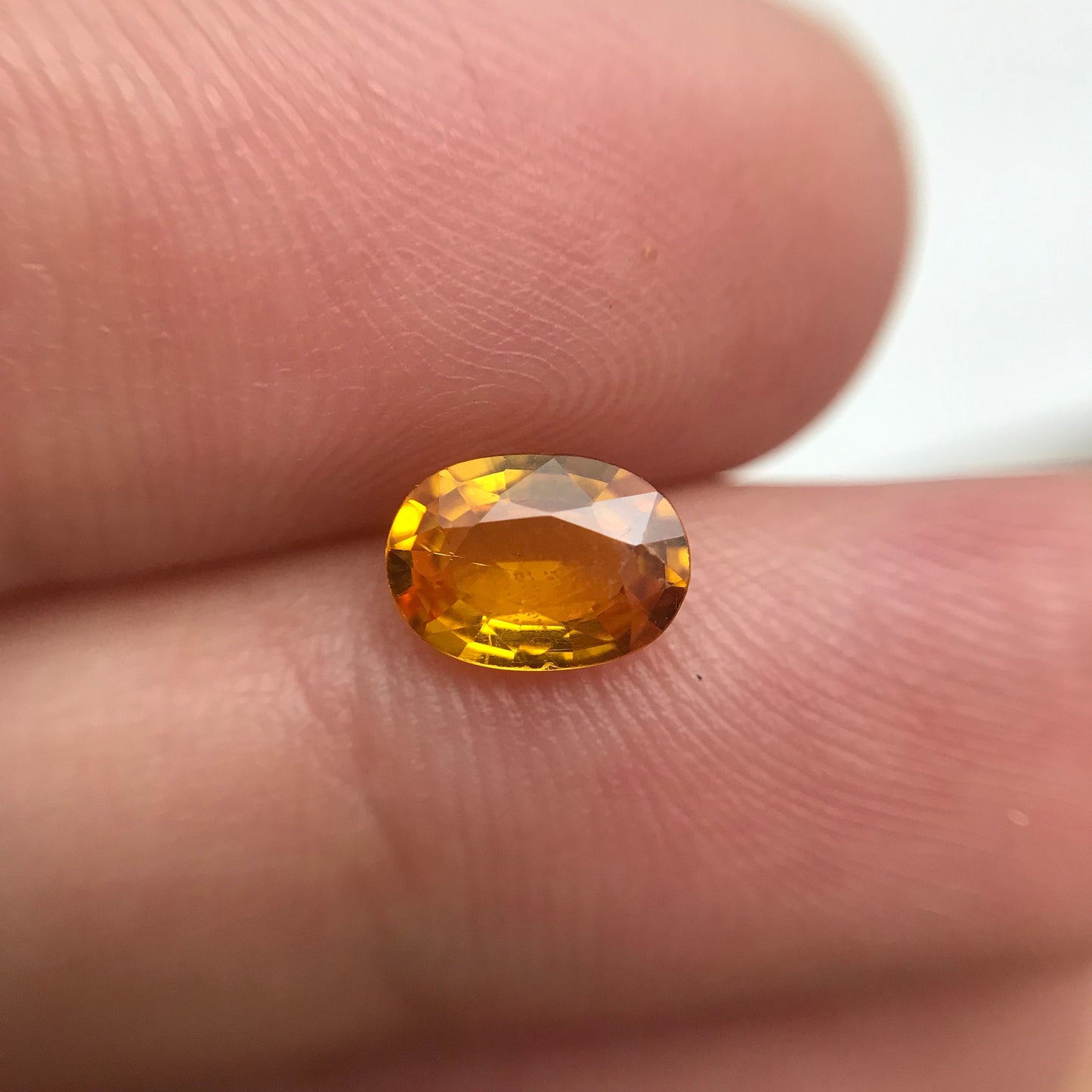 7x5mm Orange Sapphire 0.96 ct Color Treated Oval cut Faceted Loose Vivid Fancy Color Sapphire