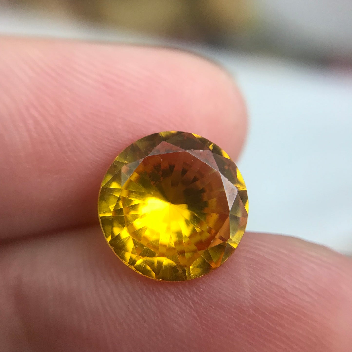 4.73 Ct Orange Yellow Synthetic Sapphire 10.7mm Round Cut, Faceted Loose Gemstone