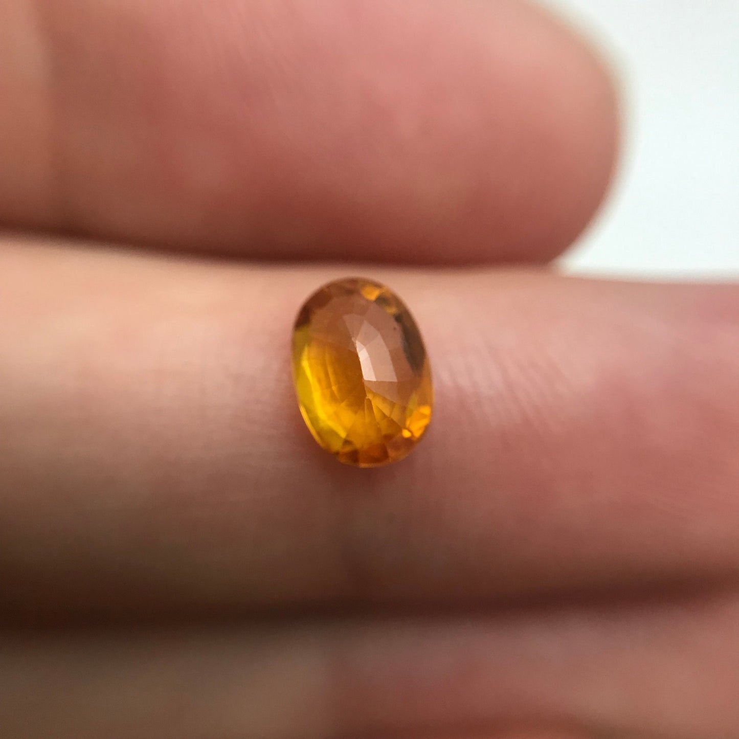 7x5mm Orange Sapphire 0.96 ct Color Treated Oval cut Faceted Loose Vivid Fancy Color Sapphire