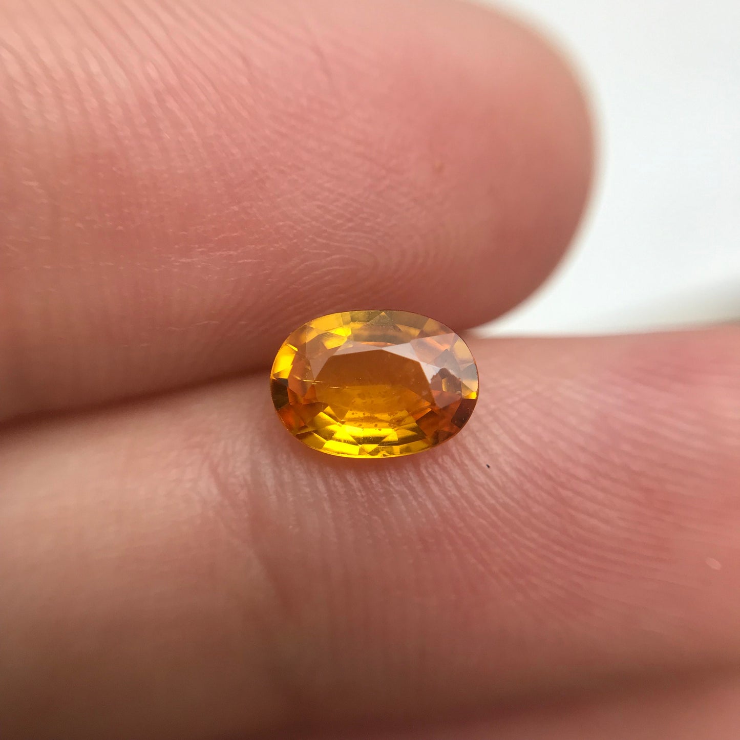 7x5mm Orange Sapphire 0.96 ct Color Treated Oval cut Faceted Loose Vivid Fancy Color Sapphire