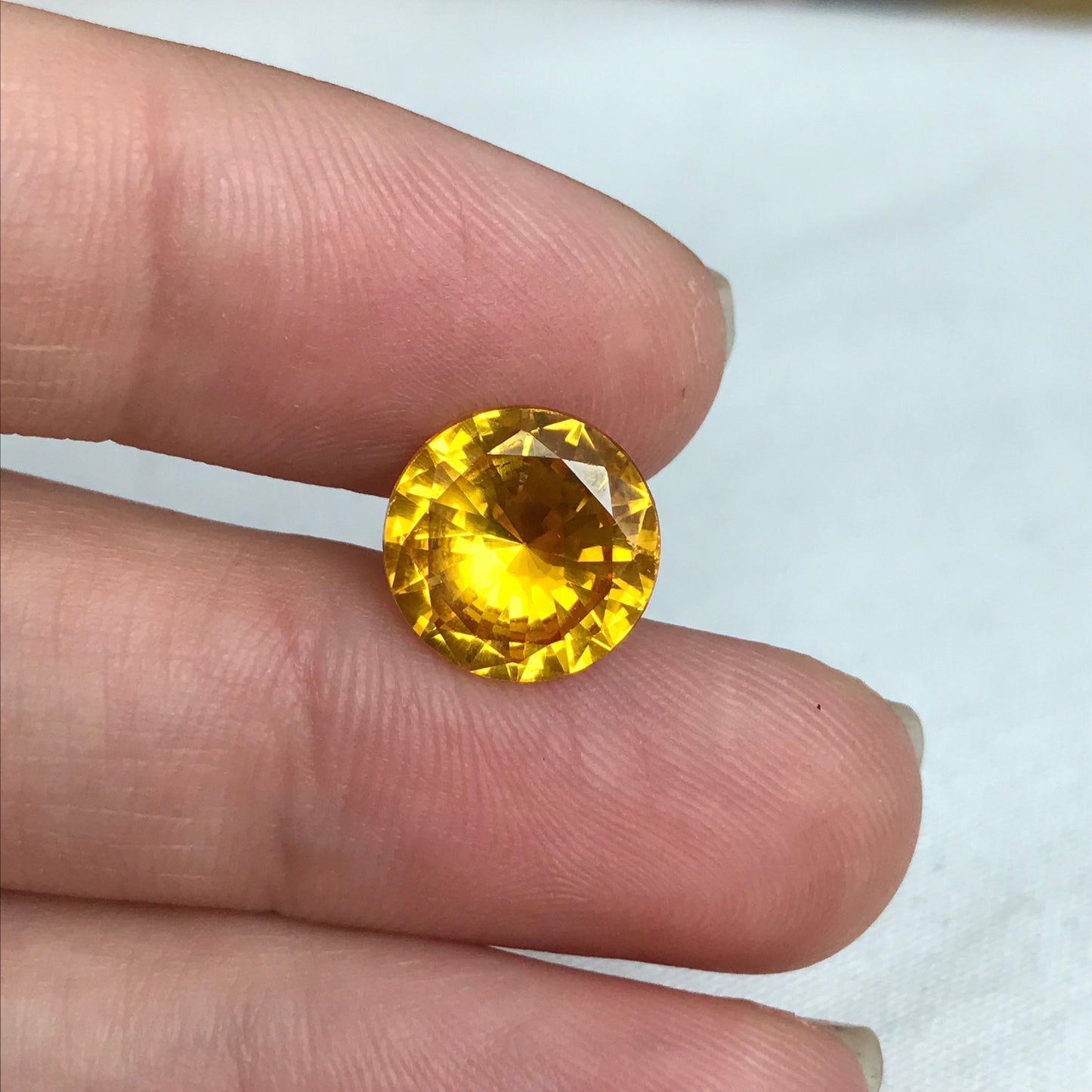 4.73 Ct Orange Yellow Synthetic Sapphire 10.7mm Round Cut, Faceted Loose Gemstone