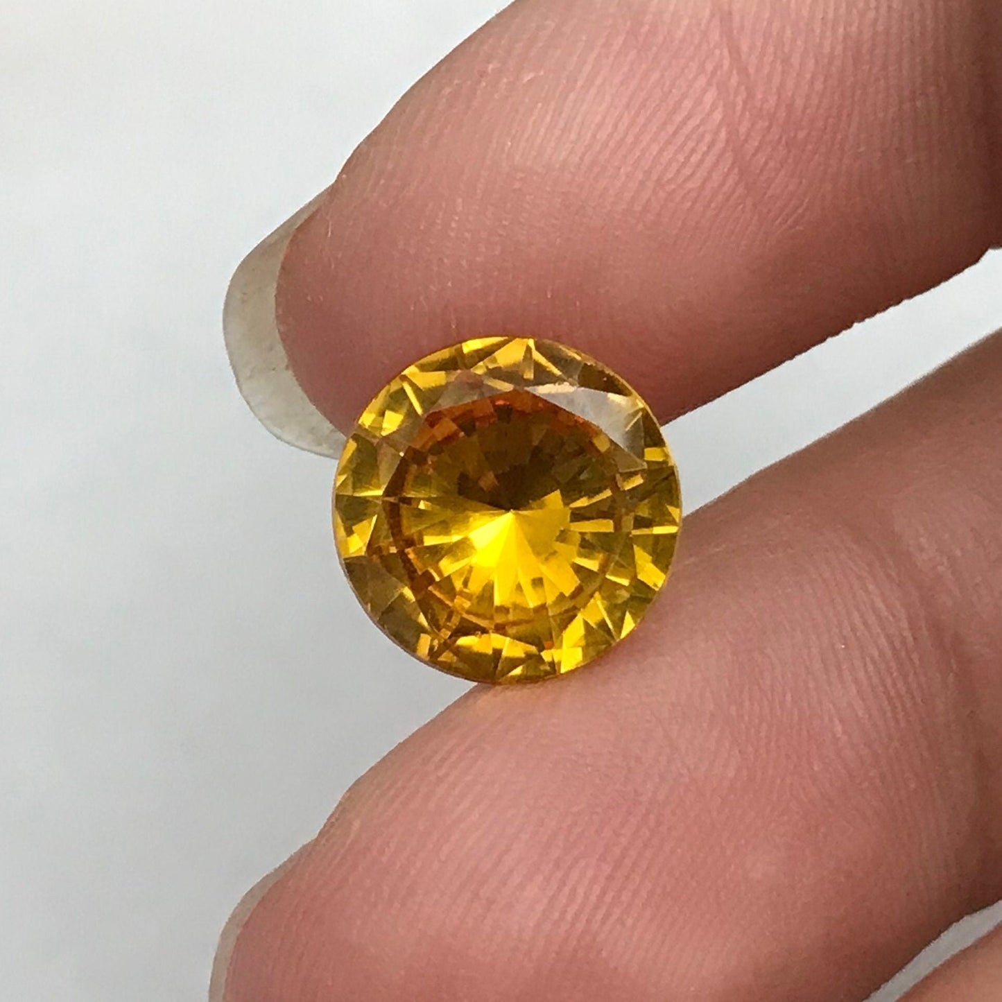 4.73 Ct Orange Yellow Synthetic Sapphire 10.7mm Round Cut, Faceted Loose Gemstone