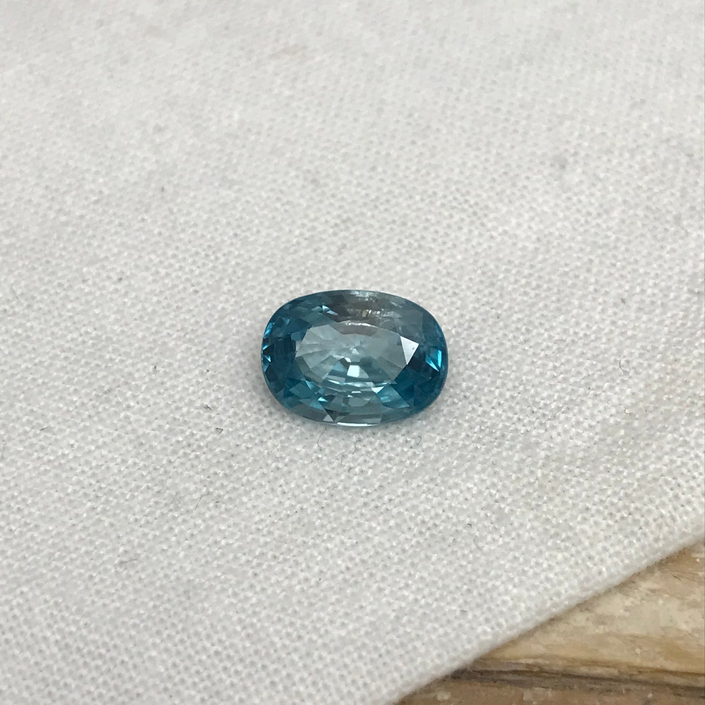2.76 Carat Blue Zircon 9.26x6.67mm Oval Cut, Faceted Loose Gemstone