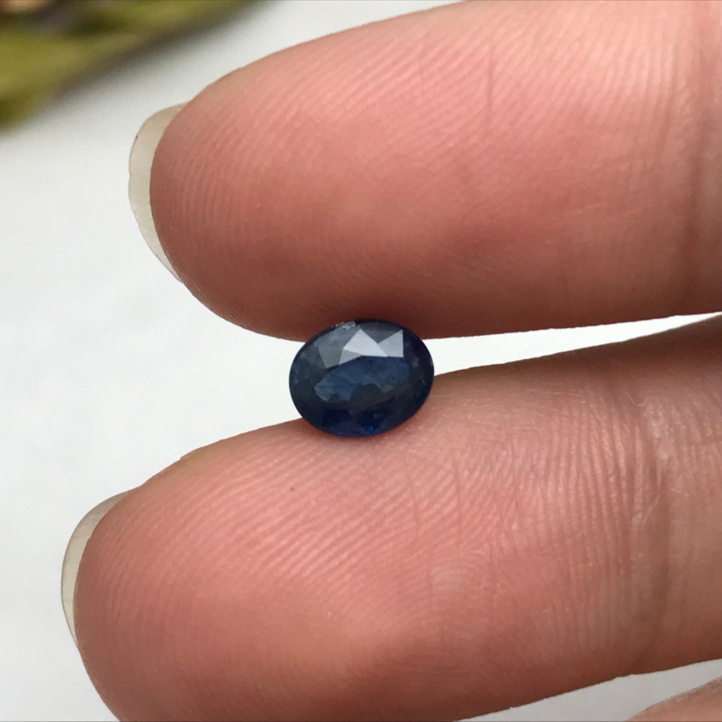 1 Ct Natural Blue Sapphire 6.6x5.3mm Oval Loose Faceted Velvety Blue Sapphire with Flaws