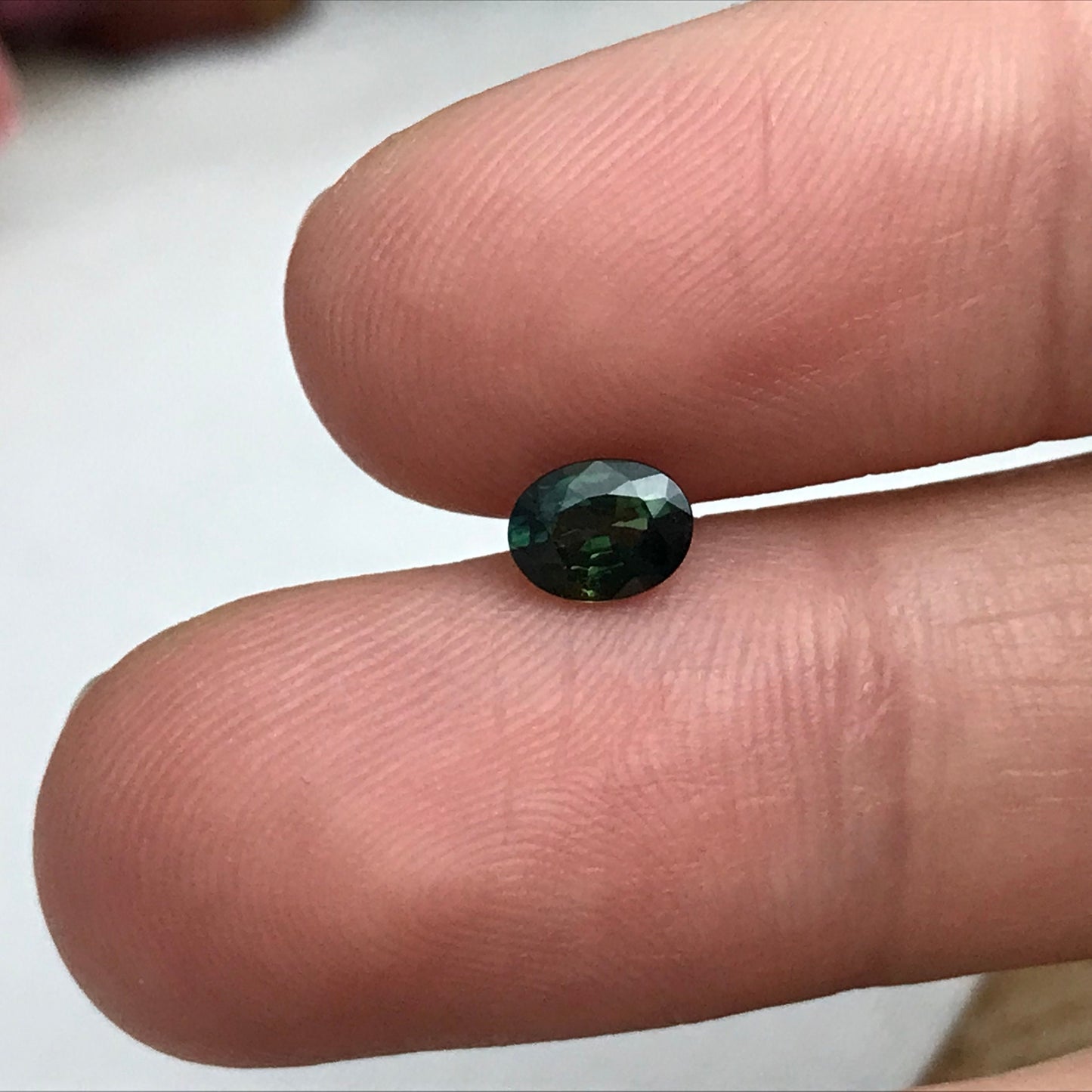 0.67 carat Natural Green Sapphire Oval Approx. 5x4.5mm