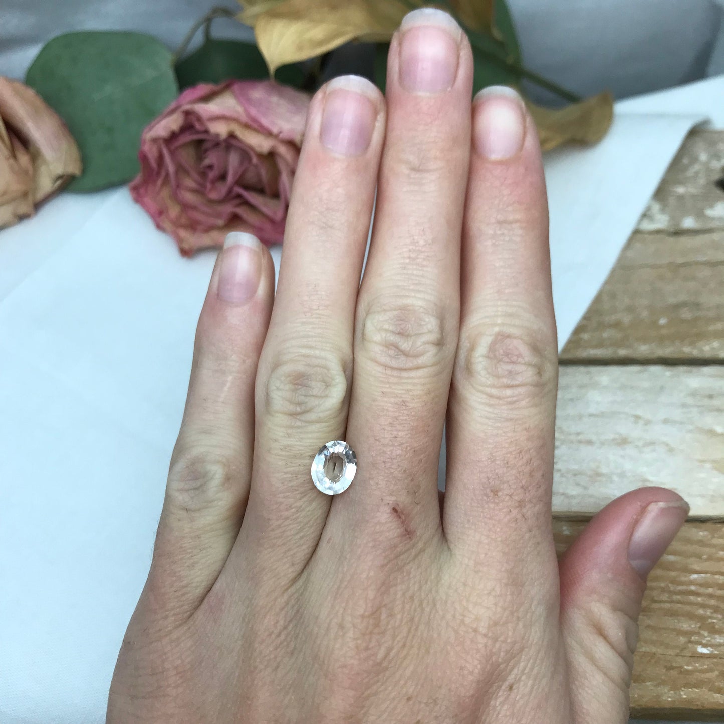 1.33 Carat Peach Morganite 8.3x6.8mm Oval Cut, Light Orangey Morganite