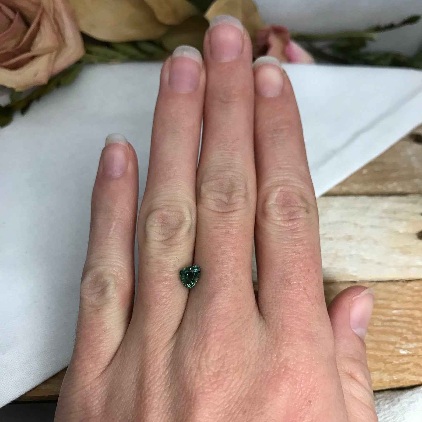 0.96 Carat Natural Green Sapphire 6.5x5.3 mm Gemstone Trillion Cut Corundum Gem Faceted Loose Sapphire