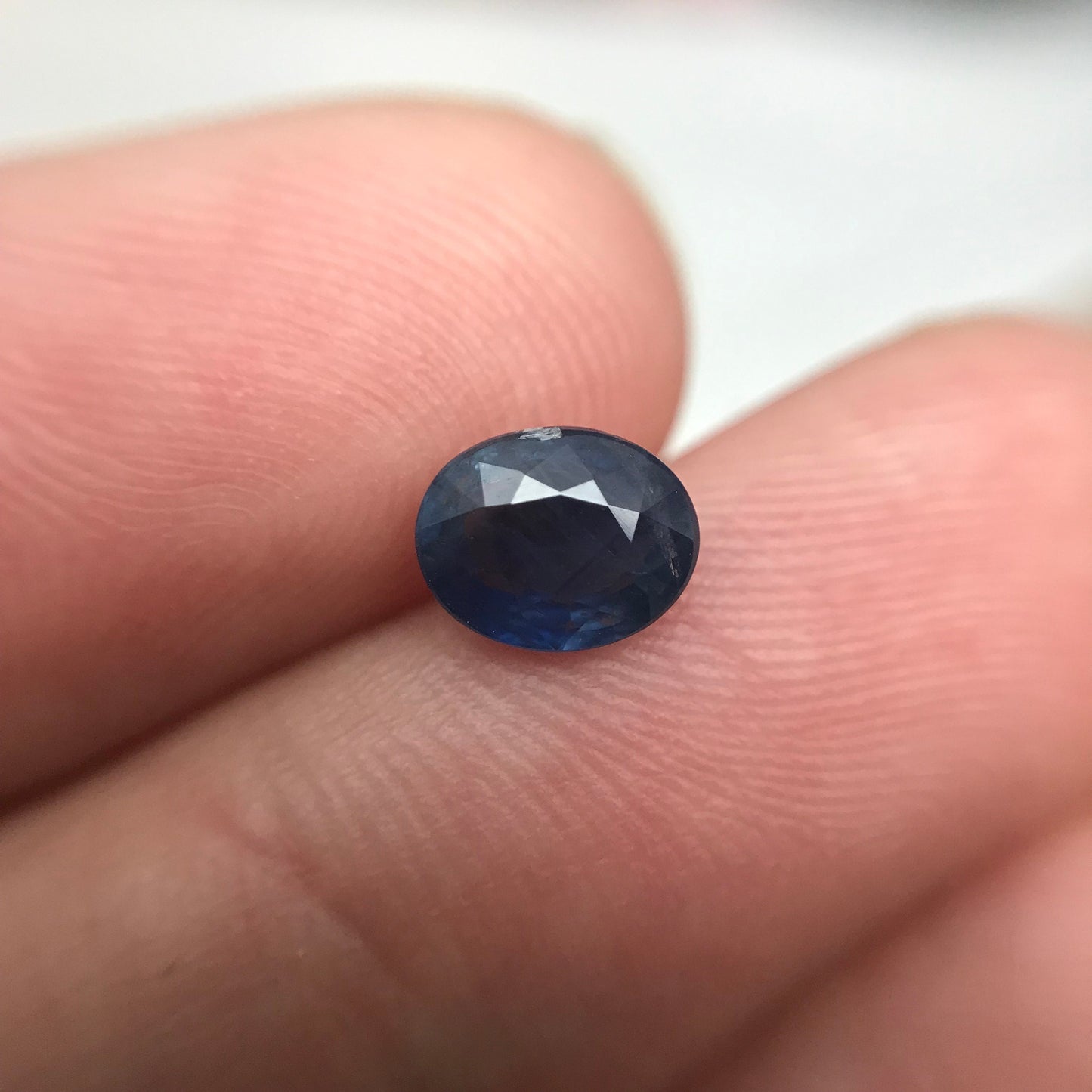 1 Ct Natural Blue Sapphire 6.6x5.3mm Oval Loose Faceted Velvety Blue Sapphire with Flaws