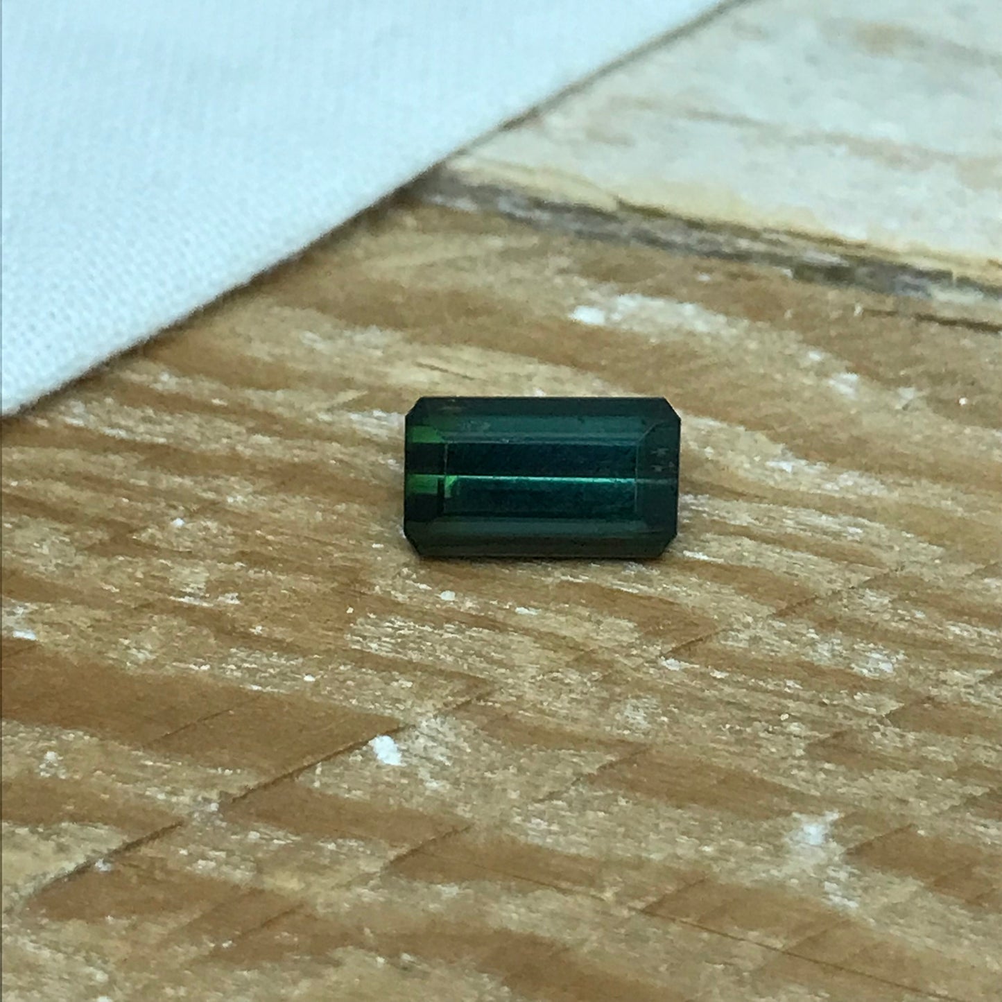 1.38 carat Natural Green Tourmaline 8.5x5mm Octagon Bluish Green