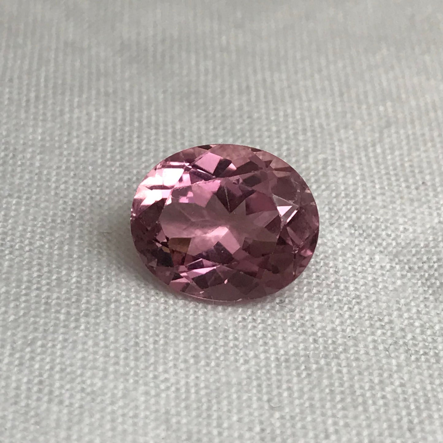 4.22 Carat Natural Pink Tourmaline 11.3x9.4mm Oval Cut, Faceted Loose Gemstone, scratched