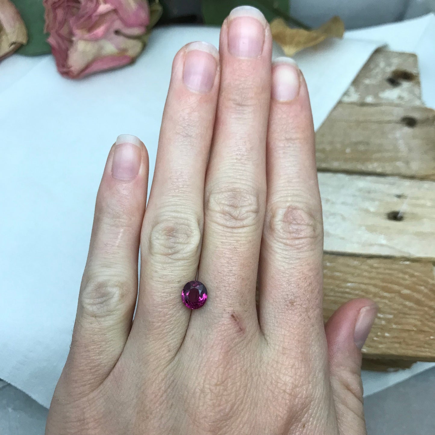 7x6.5mm Natural Rhodolite Garnet, 1.42 carat, Purple Pink Garnet, Faceted Oval Cut