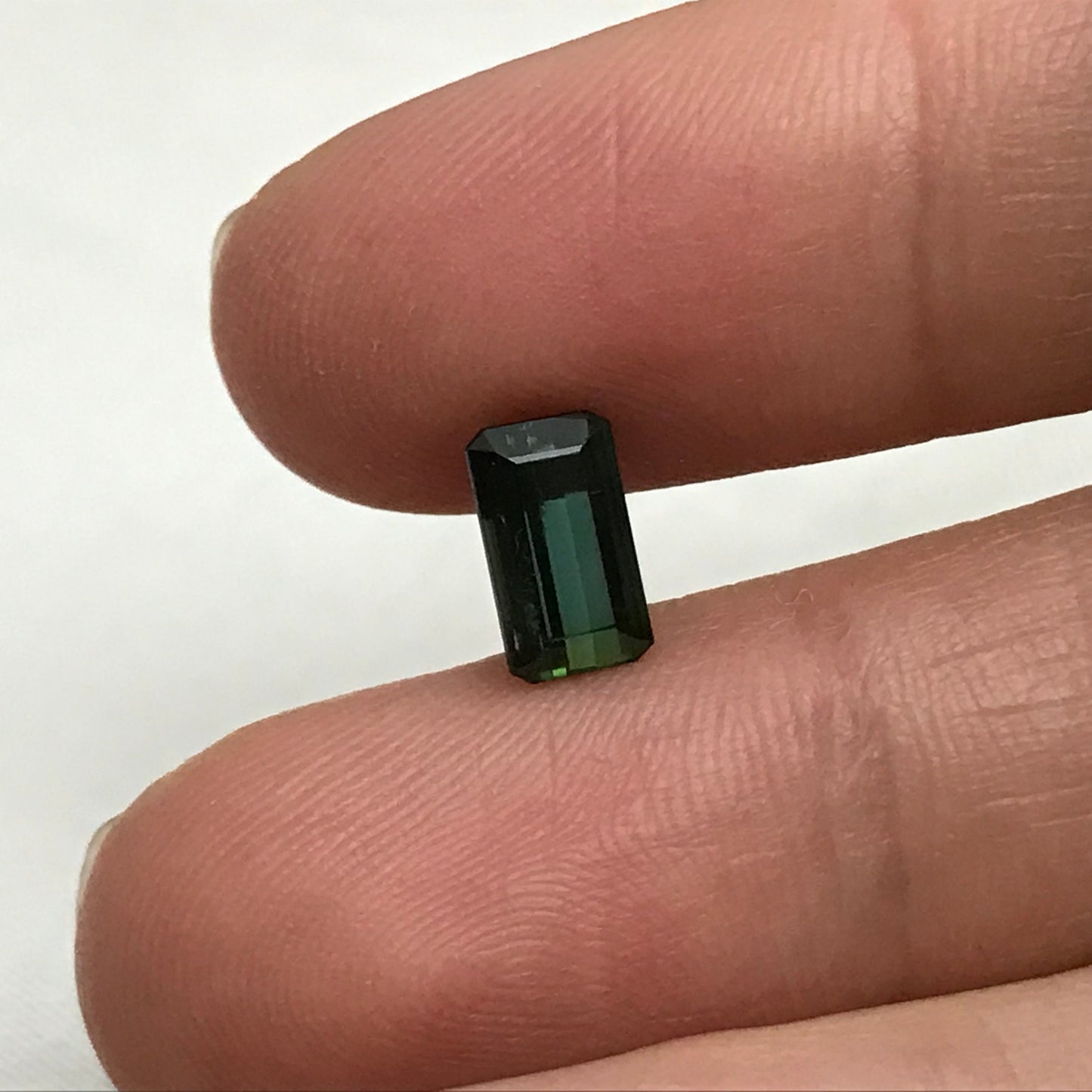1.38 carat Natural Green Tourmaline 8.5x5mm Octagon Bluish Green