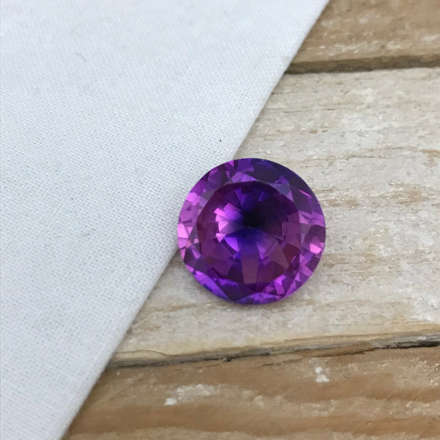 15.93 Ct Lab Created Purple Sapphire 15.5mm  Round Brilliant Cut, Lab Bi-Color Gemstone