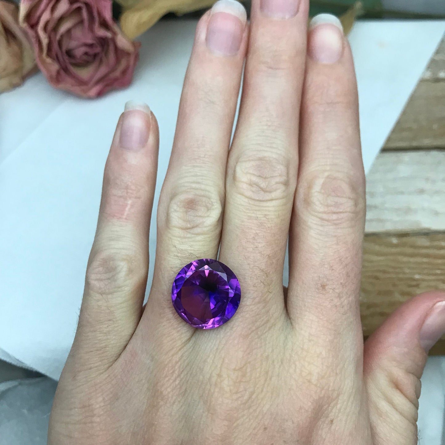 15.93 Ct Lab Created Purple Sapphire 15.5mm  Round Brilliant Cut, Lab Bi-Color Gemstone