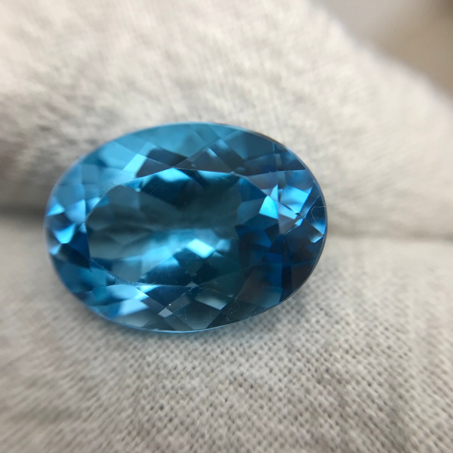 16x12mm Blue Topaz Oval Cut 11.09 Carat, Pre-owned, December Birthstone US Seller