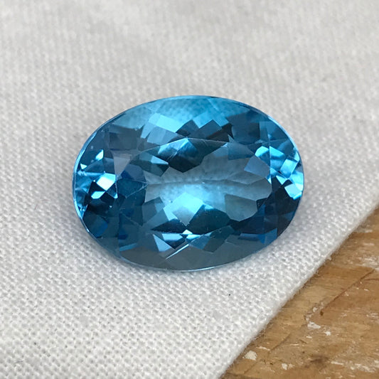 16x12mm Blue Topaz Oval Cut 11.09 Carat, Pre-owned, December Birthstone US Seller