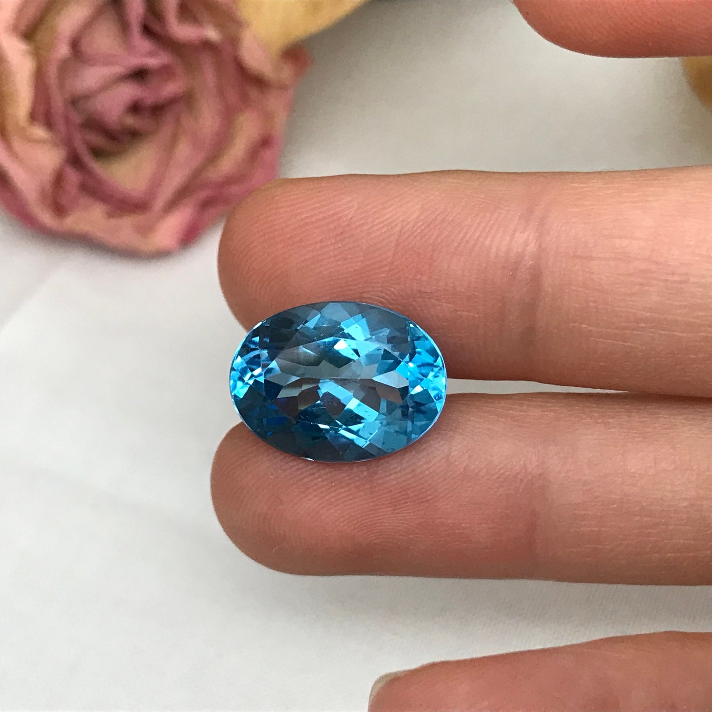 16x12mm Blue Topaz Oval Cut 11.09 Carat, Pre-owned, December Birthstone US Seller