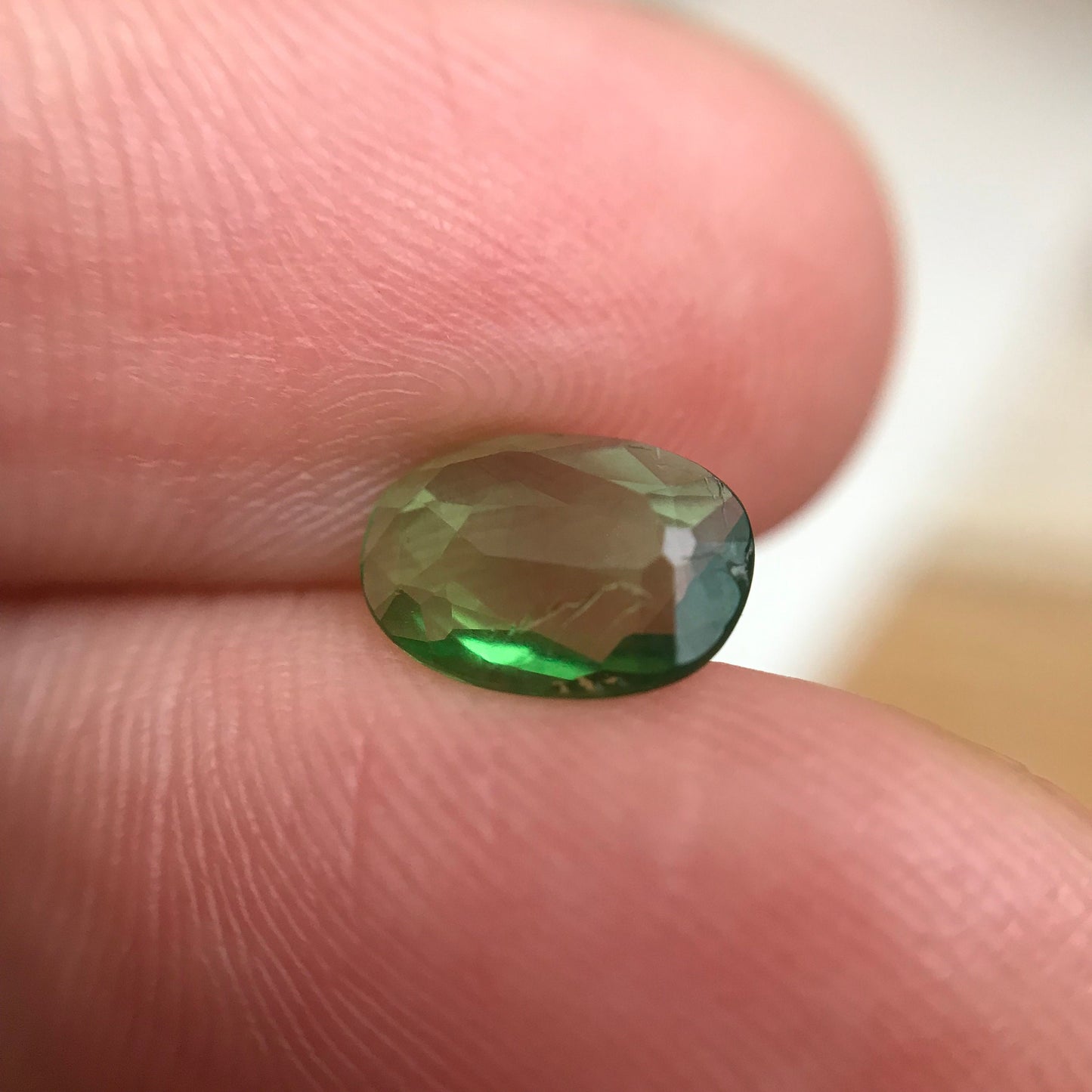 0.97 carat Natural Green Tsavorite Garnet 8.5x6mm Faceted Oval Loose Gem Green Garnet, Shallow cut