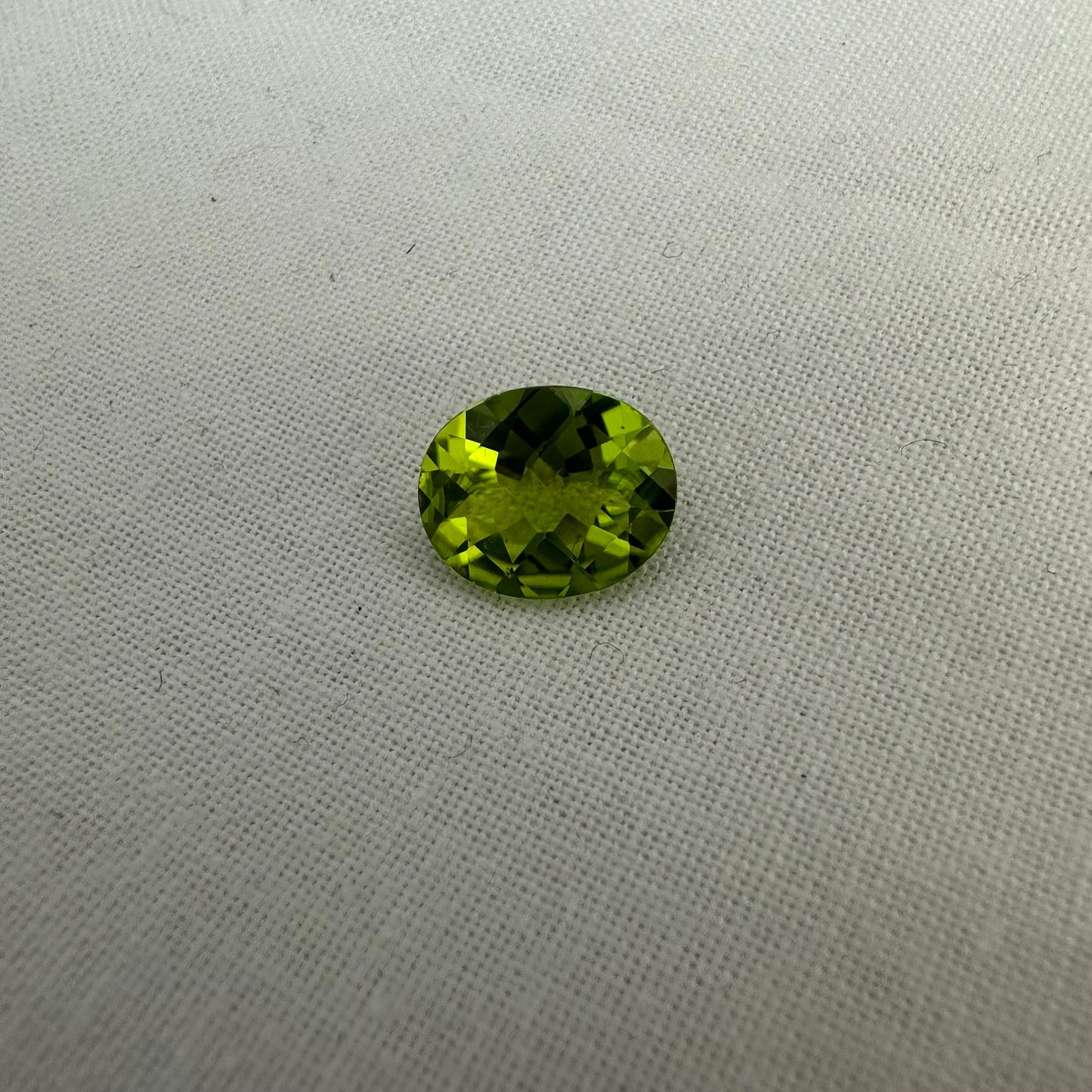 Green Peridot 11x9mm Oval Cut 3.29 carat Loose Natural Gem August Birthstone