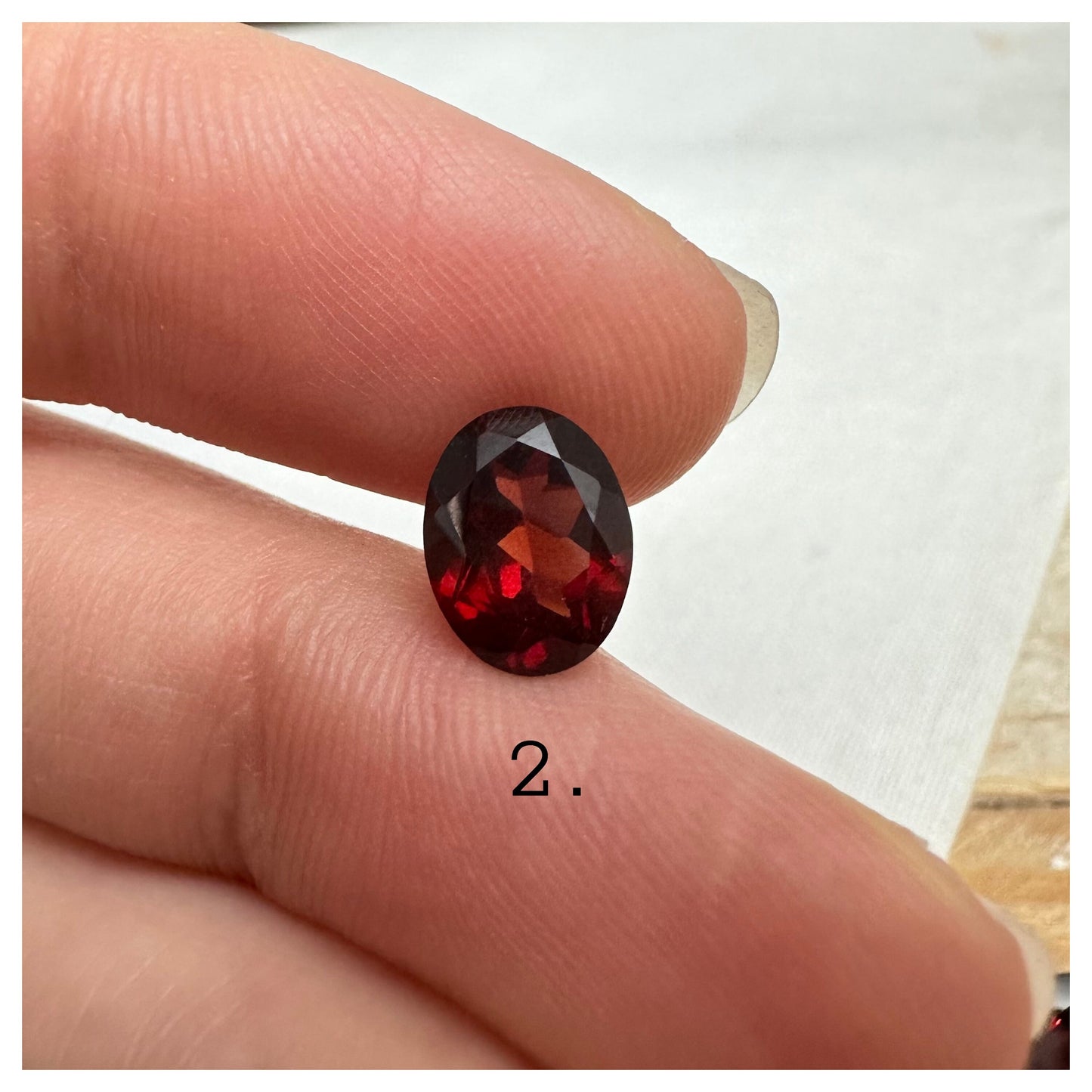 Pick-One Garnet 9x7mm Oval Cut Faceted Loose Stones Unmounted Gemstone Red Flowing Gems Approx 2.09-2.32 Garnet