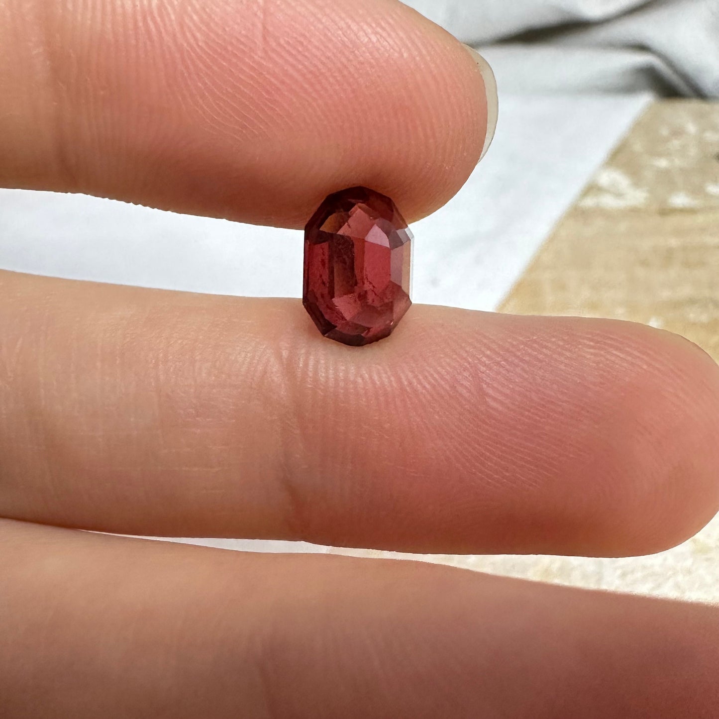 2.74 carat Natural Red Garnet, 9x6.6mm Fancy Oval Cut, Faceted Loose Gemstone