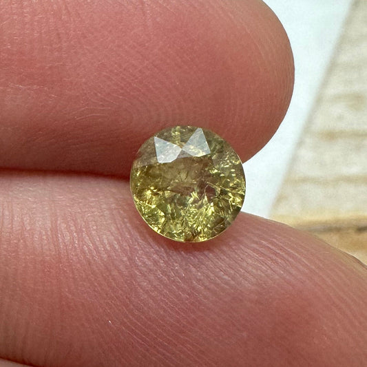 1.39 Carat Yellow Sapphire 6mm Round