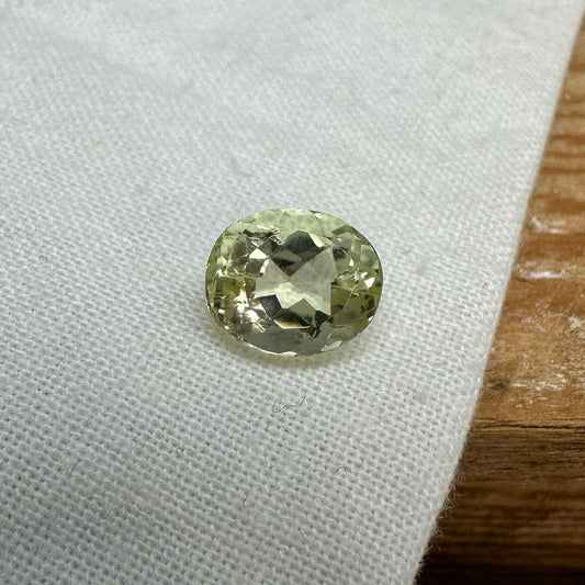 2 Carat Yellow Labradorite 8.65x7.15mm Oval