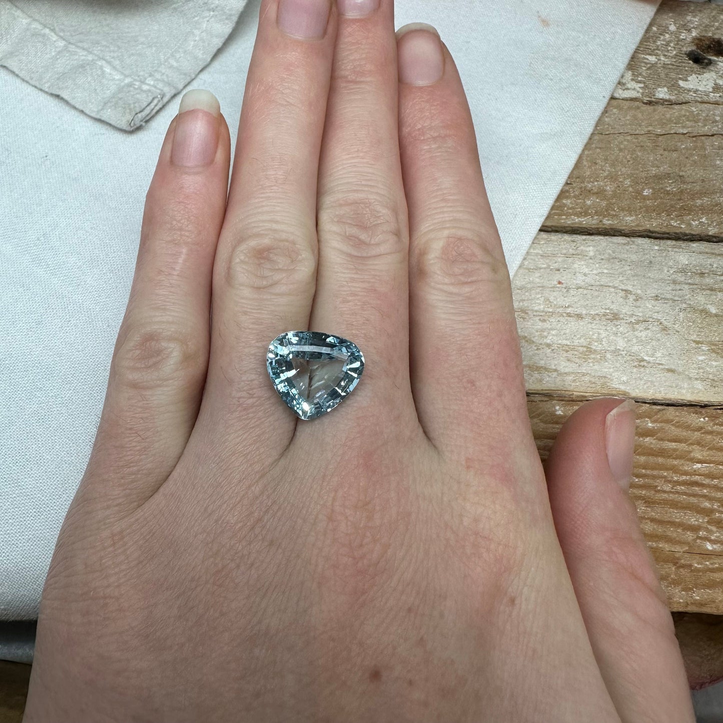 7.5 Carat Aquamarine 13.9x12.75mm Pear