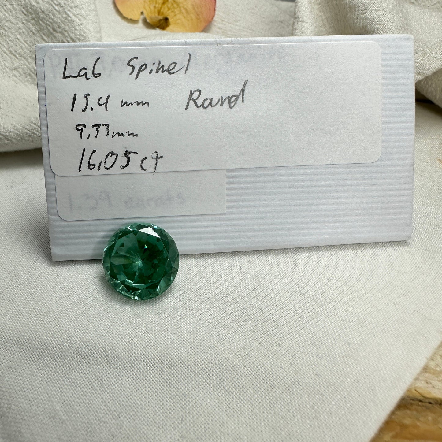 16 carat Green Lab Created Spinel 15.5mm Round Cut Man Made Spinel Cheap Loose, Mint Green Gem - Synthetic Spinel