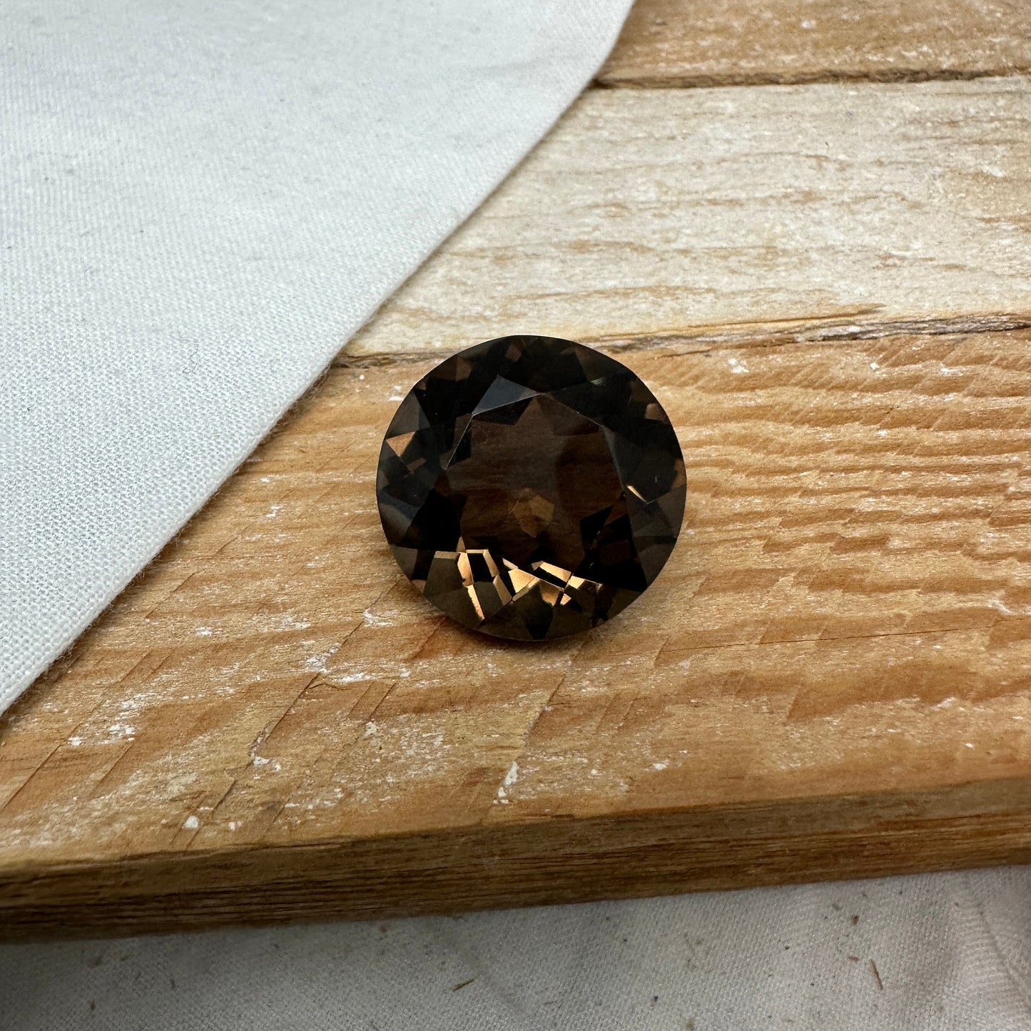 19.5mm Smoky Quartz 22.42 carat, Round, Brown Faceted Loose Gemstone, Recycled Gemstone