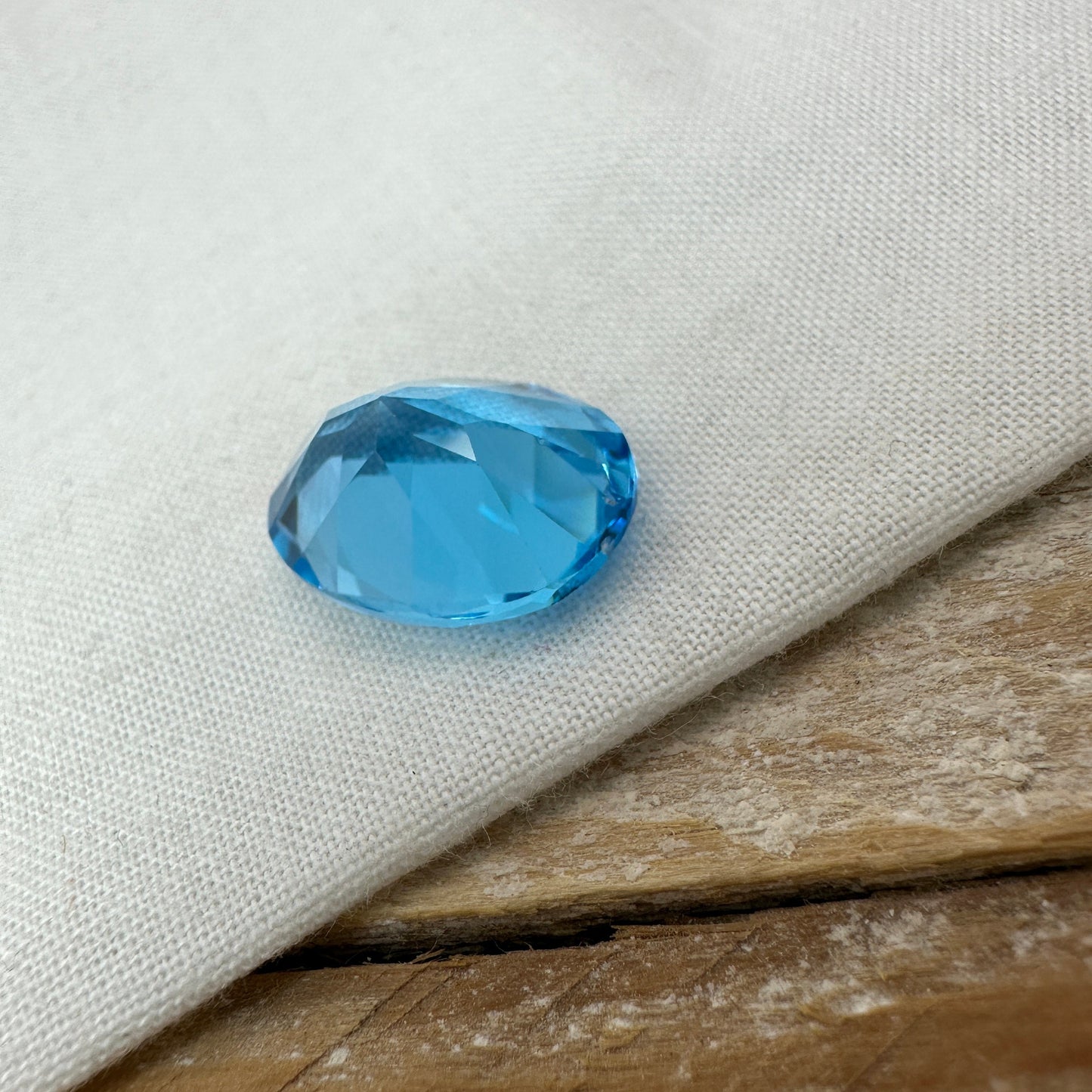 18x13mm Blue Topaz 15.16 carat, Oval Cut Gem, Loose Reclaimed/Recycled Gemstone