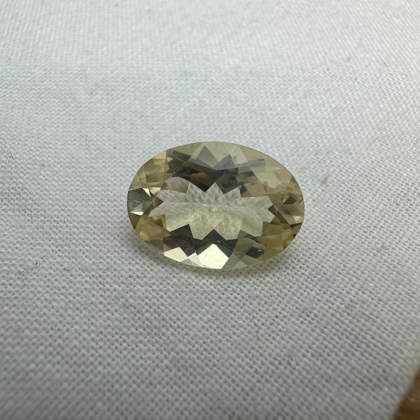 14x10mm Yellow Labradorite, Oval Cut Pale Sunstone, 4.77 Carat Loose Faceted Gemstone