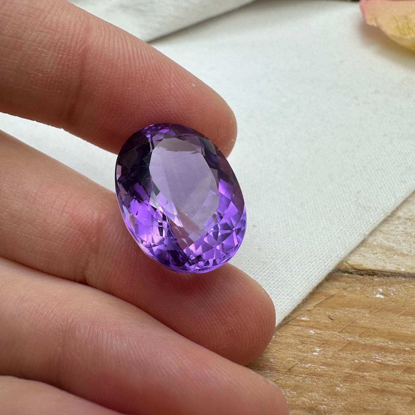 19 Carat Purple Amethyst 20x15mm Oval, Nice Cut Loose Gem Reclaimed/Recycled Gemstone, Large Faceted February Birthstone