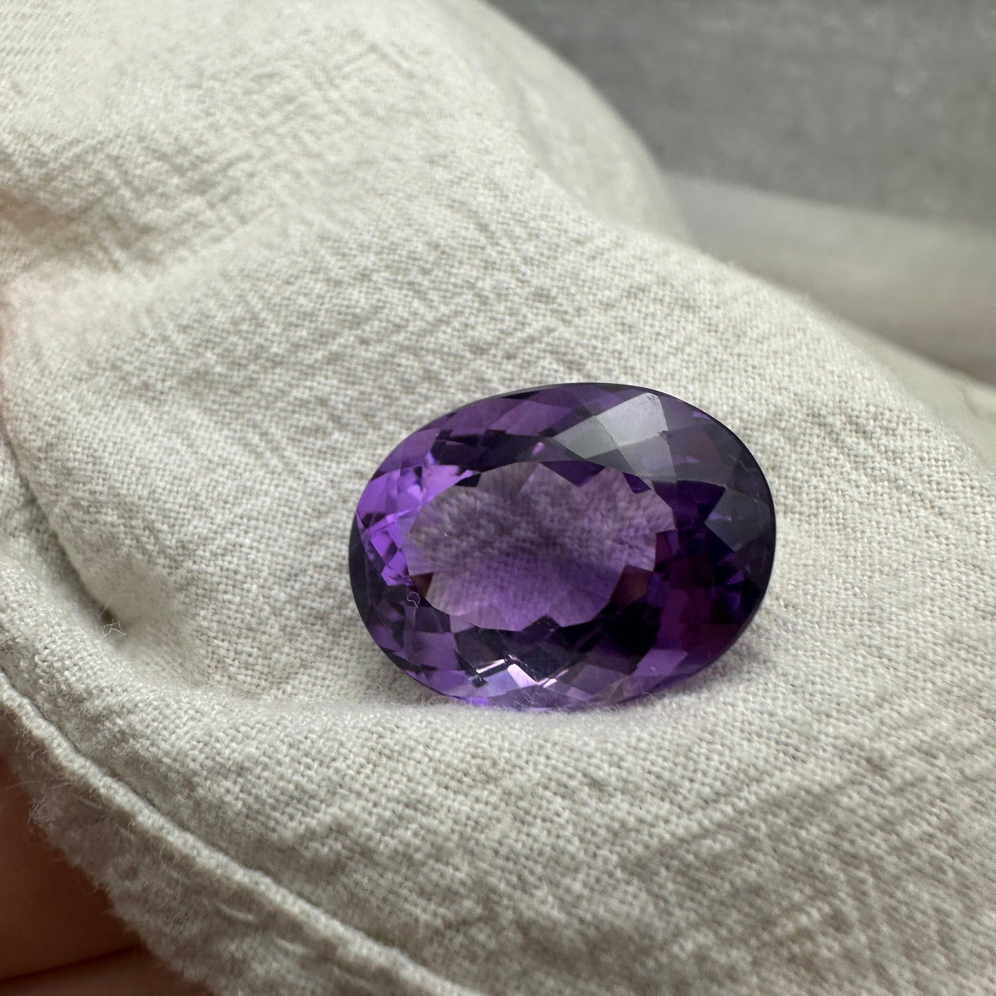 19 Carat Purple Amethyst 20x15mm Oval, Nice Cut Loose Gem Reclaimed/Recycled Gemstone, Large Faceted February Birthstone