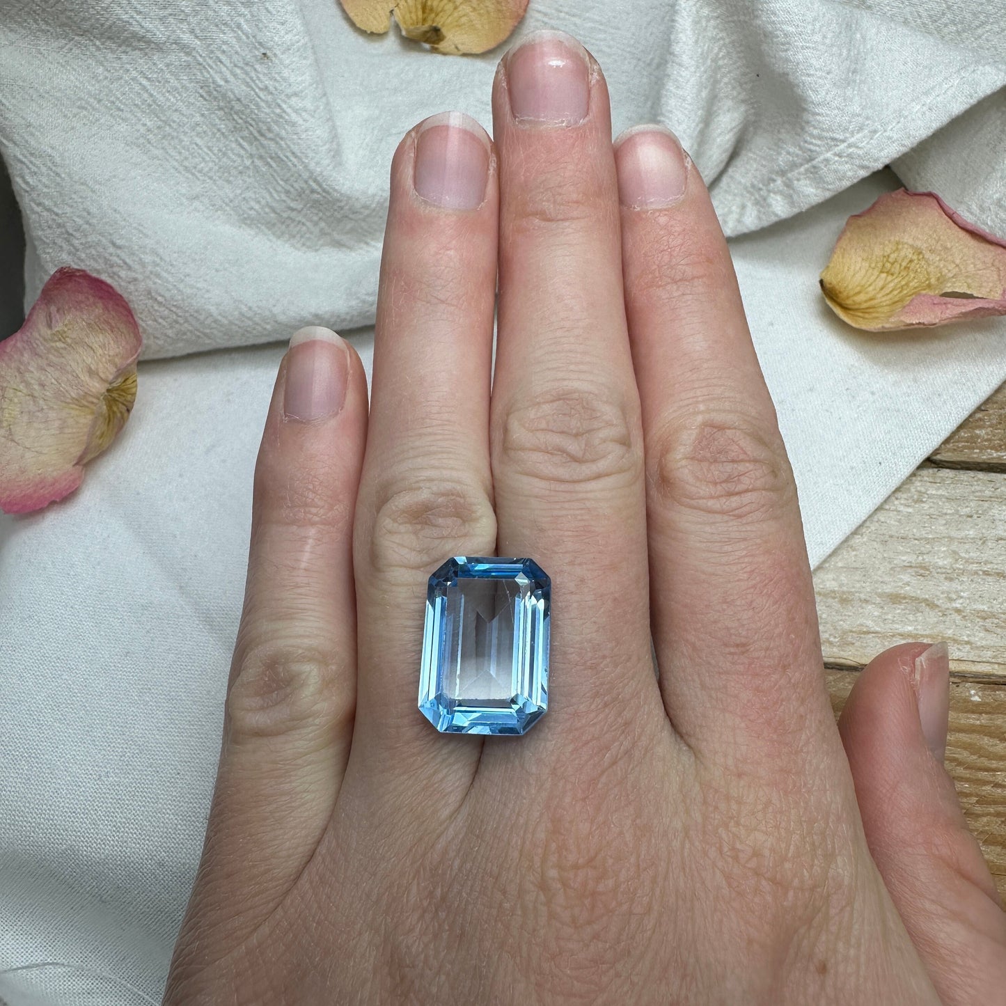 15.32 Carat Lab Spinel 17.8x12.8mm Emerald Cut, Faceted Loose Gemstone